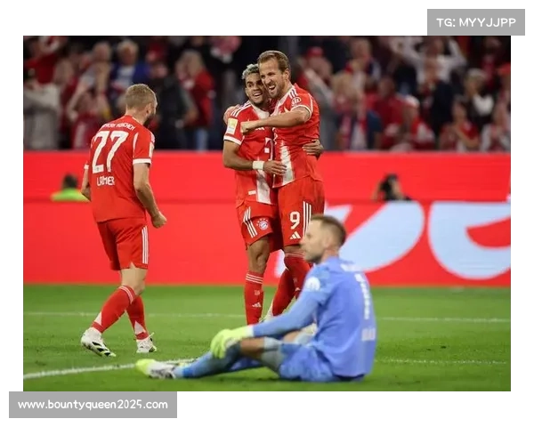 迪亚斯本赛季第三次单场传射，成拜仁关键先生